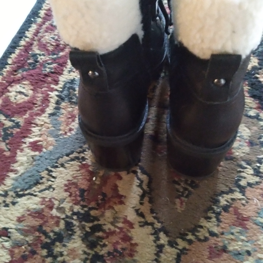 Ladies boots - Picture 2 of 4
